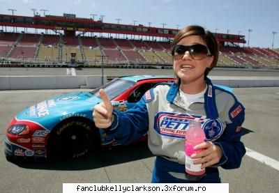 :cool: kelly clarkson pics