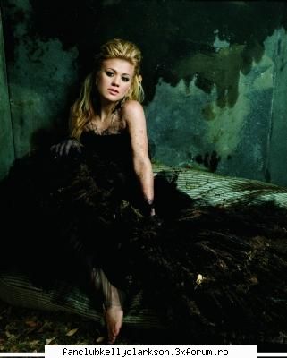 Kelly Clarkson pics - radu_kelly_c - Poze