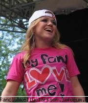 pic 17 kelly clarkson pics